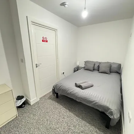 Small Double Westbury-on-trym *
